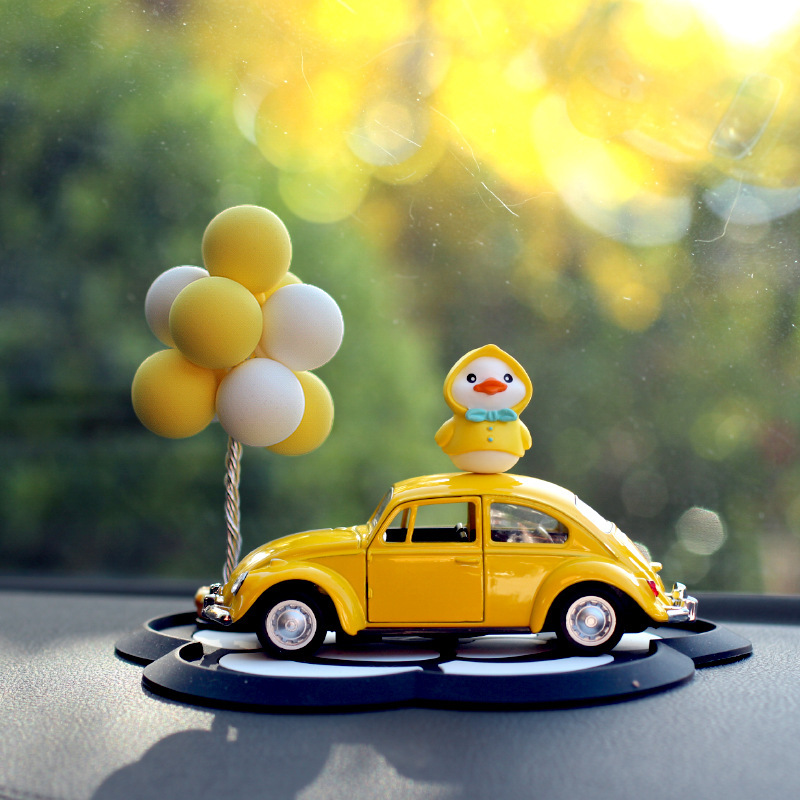 Coche creativo pequeño pato amarillo decoración del modelo del coche decoración de la consola central del coche decoración de dibujos animados del pato