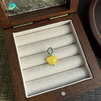 DIY Accessories, Beaded | Zərgərlik ara hissələri - amber-heart-tote-bag