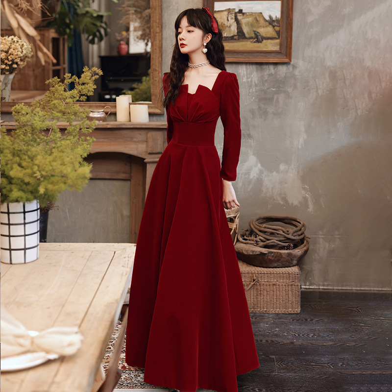 2026 Bride's Toast Dress in Burgundy, New Autumn Style, Long-Sleeved Square Neck, Suitable for Homecoming and Everyday Wear, Long A-Line Dress 2026 Bride's Toast Dress in Burgundy, New Autumn Style, Long-Sleeved Square Neck, Suitable for Homecoming and Everyday Wear, Long A-Line Dress