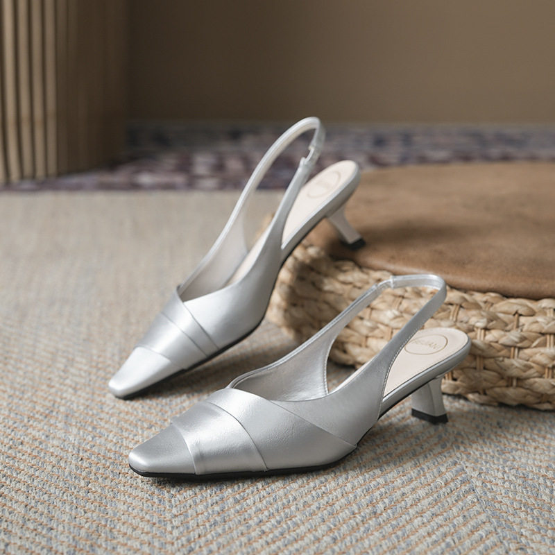 Sandal nữ bít mũi hở gót vải satin mũi vuông gót thấp thanh lịch — Màu bạc, Màu hồng nhạt, Màu trắng ngà