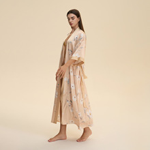 耀婷欧美新款缎面大码睡衣女春秋季薄款长袖长款睡袍家居服WP5021