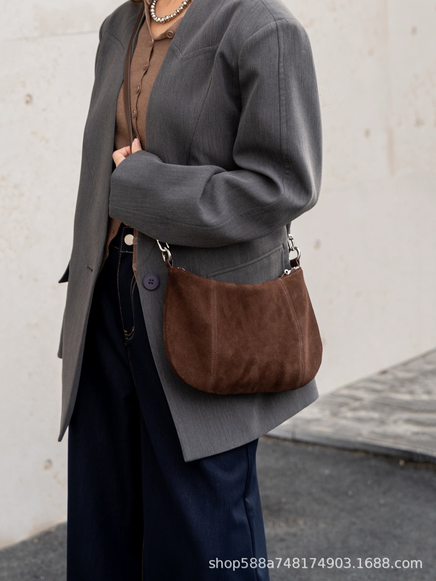 Frosted Cowhide Underarm Hobo Bag For Women, Fashionable Elegant Crescent Handbag, Suede Crossbody Dumpling Bag - Thumbnail 6