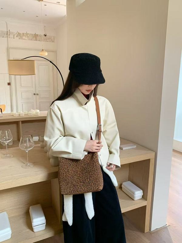 麂皮绒豹纹腋下大包包女2025新款时尚大容量托特包秋冬复古斜挎包|undefined