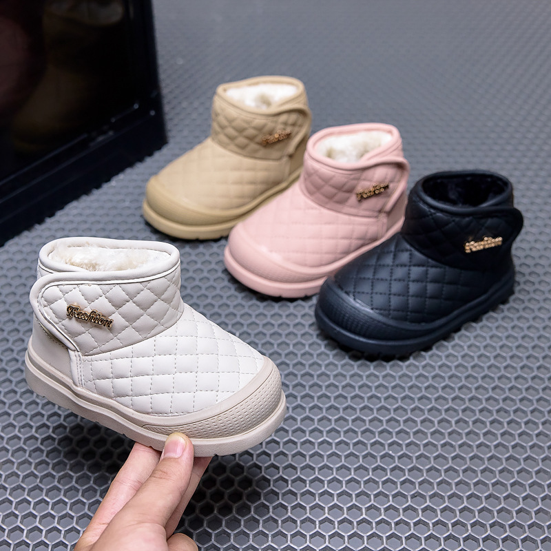 Botas de nieve para niños y niñas botas de algodón impermeables 2026 invierno nuevo terciero calentamiento suave antideslizante zapatos para niños