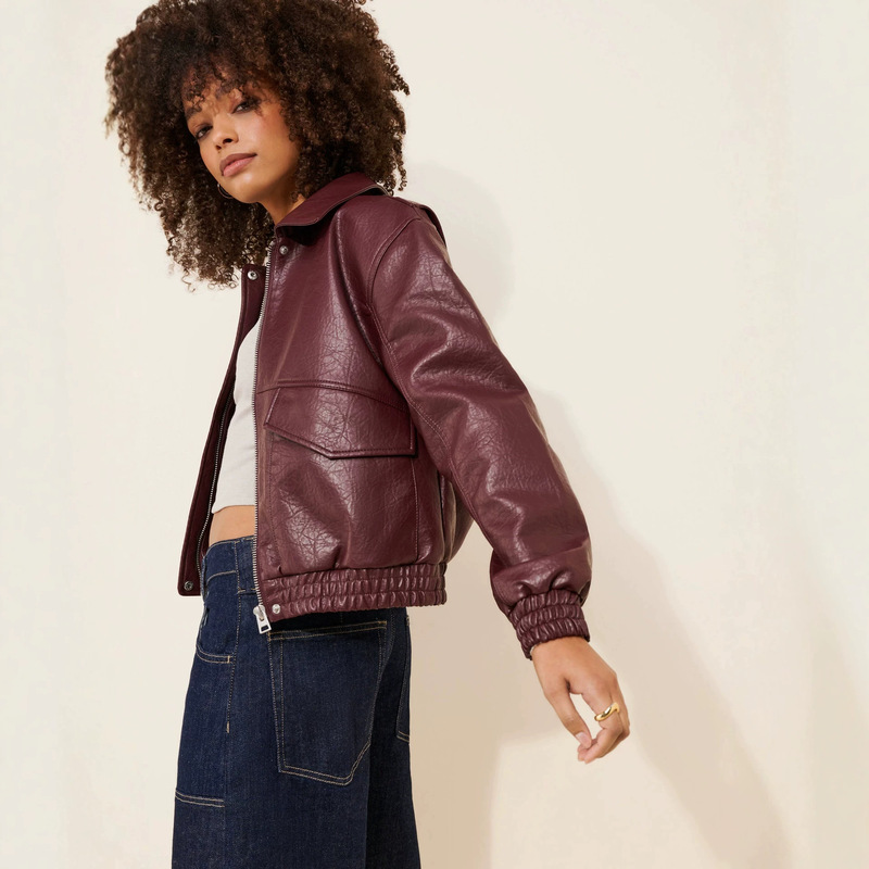 High-End Retro Pu Leather Jacket for Women with Lapel Collar, Multiple Pockets, Short Pilot-Style Leather Coat, Casual Versatile Faux Leather Outerwear