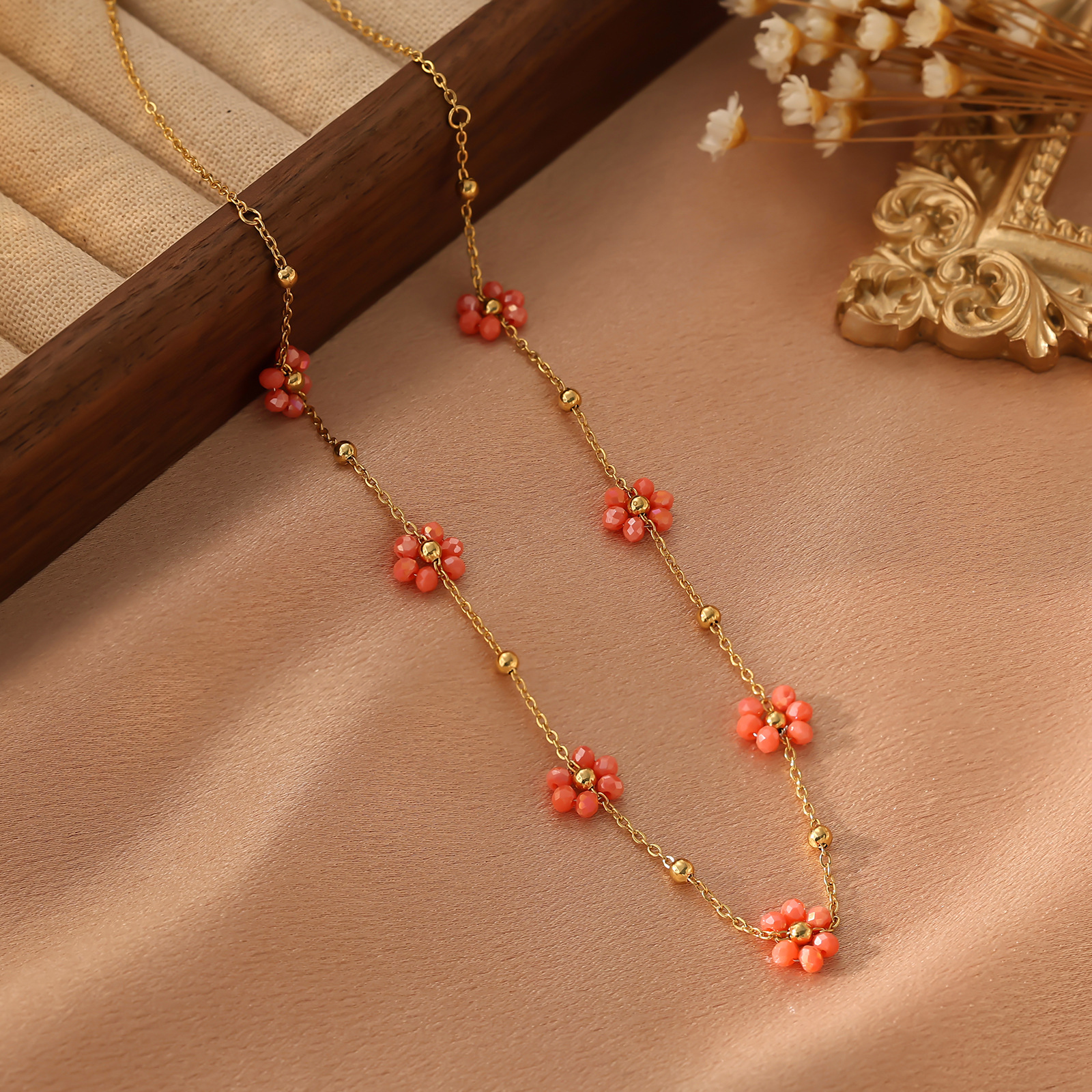 10g Weight Necklace Classification Titanium Steel Chain Material cable chain Chain Type 1 Piece Quantity Holiday, Daily Occasion Titanium Steel Material Flower Pattern All Seasons Season Women's Gender Plating Design Simple Style Style Wholesale Jewelry Simple Style Flower Titanium Steel Plating Necklace Cable Chain 9