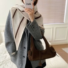 高奢尖货进口澳洲羊毛100%围巾女秋冬季三角巾英伦格子款保暖披肩
