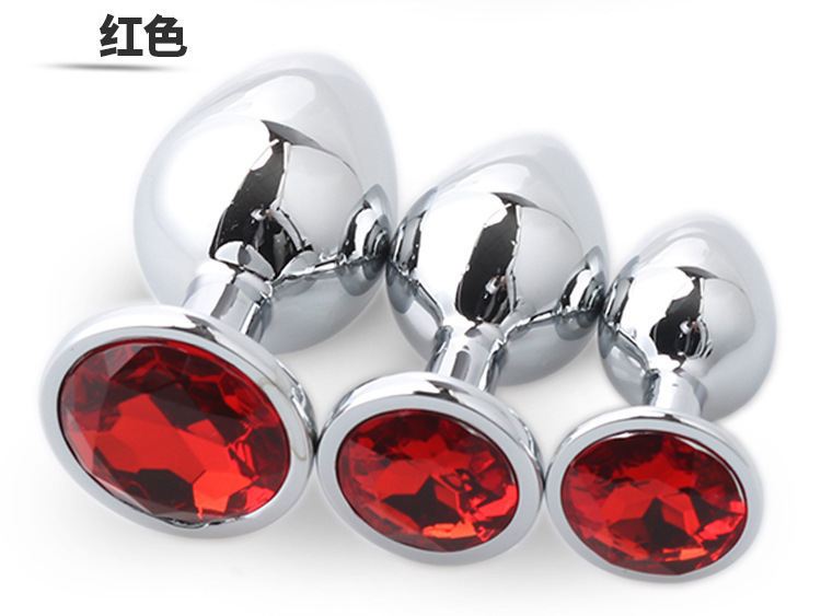 Metal Anal Plug Set with Diamond Detail, 3 Sizes with Velvet Pouch — detail image 27