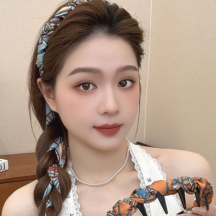 Verano nuevo estilo fresco con diadema de dientes, peine ondulado, diadema superior del cráneo alto, las mujeres usan accesorios para el cabello retro del palacio