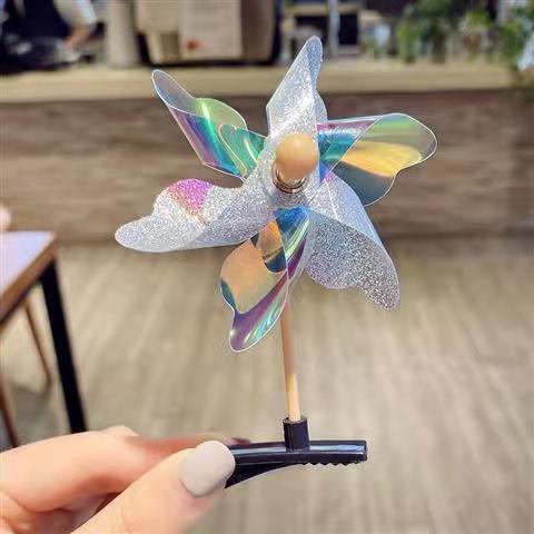 萌え金色の赤ちゃんが可愛い風車のヘアピンを販売しています。|undefined