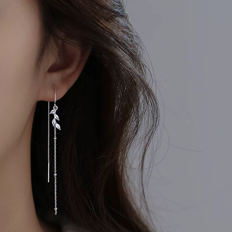 Cute fresh long earrings with tassels