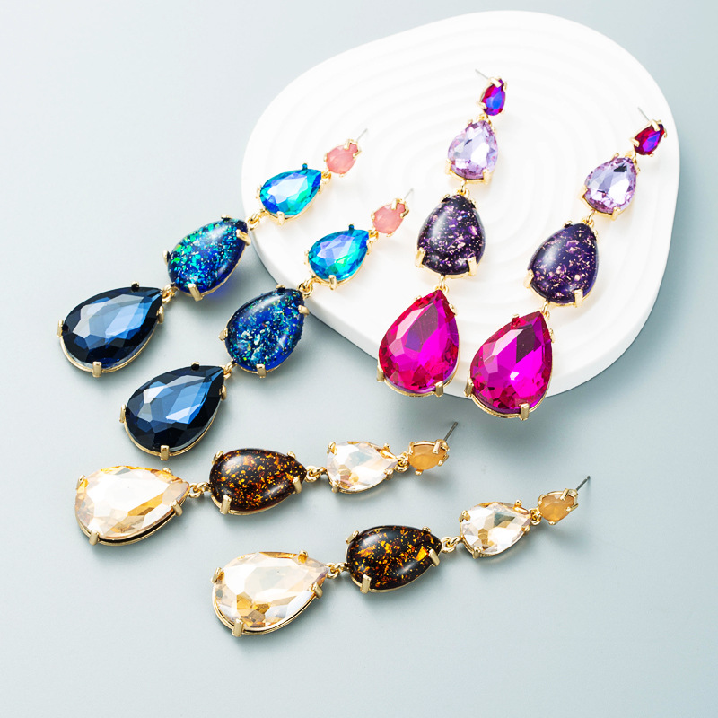 Fashion Shiny Long Drop-shaped Colorful Alloy 
rhinestone Earrings display picture 1