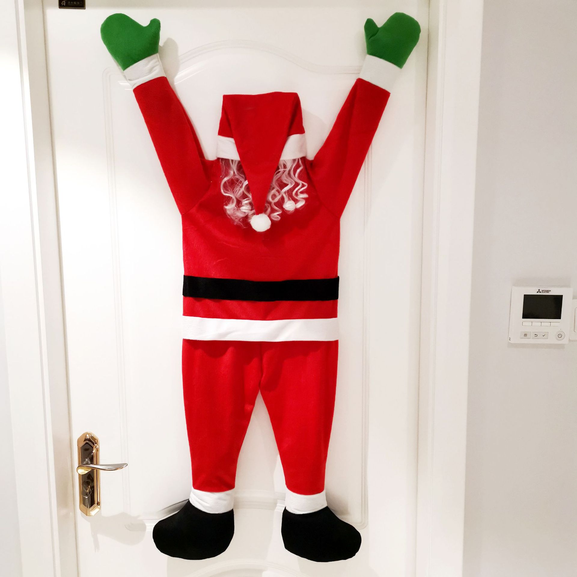Nuevo estilo transfronterizo franela Papá Noel trepando pared decoración ropa colgante regalo de vacaciones decoración de Navidad personalizada