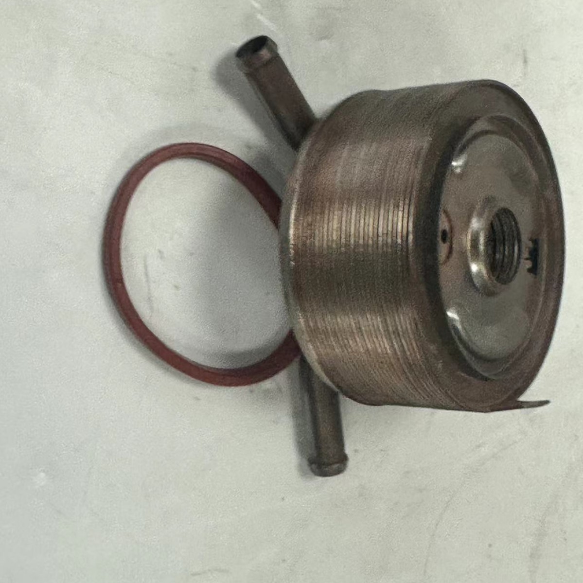1240A053 / 1240A008 es adecuado para Mitsubishi L200 / 4D56 enfriador de aceite de automóvil núcleo de enfriador de aceite