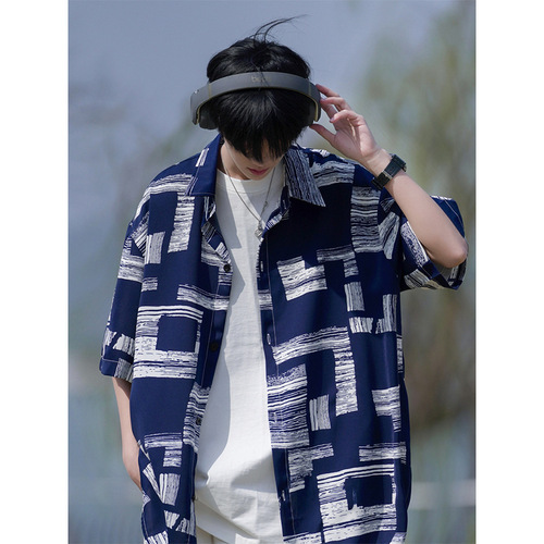 Striped Short-Sleeve Shirt for Men, Summer Style, Hong Kong-Style Lapel Youthful Top, Casual & Stylishly Designed Loose-Fit Outerwear