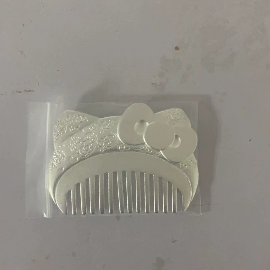 Handheld comb (Hello Kitty) mini metal accessory, embossed design, small & large options