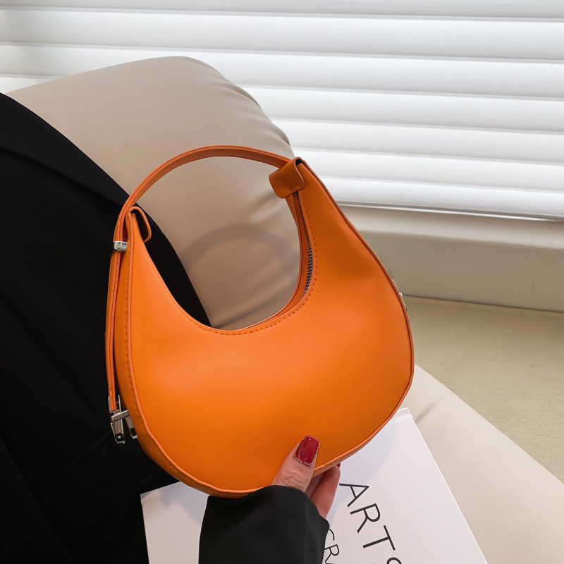 Estilo francés nicho media luna bolsa para mujeres 2023 verano nueva moda color sólido casual textura moda hombro bolsa axila bolsa