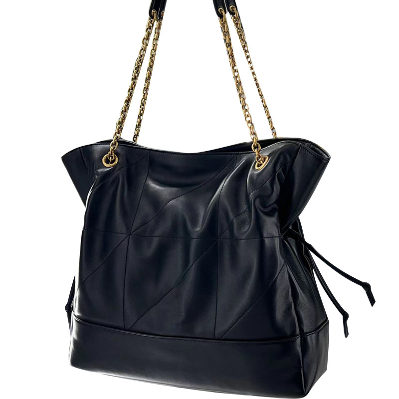 Influenceur de Instagram cu același temperament, geantă de umăr din piele moale cu lanț cu diamante, mărimea mare, pentru timpul liber, pentru naveta_voghion.com