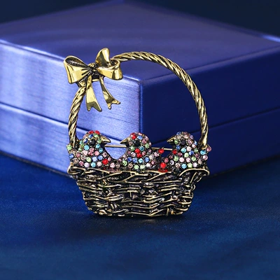 Exquisite Alloy Enamel Flower Basket: Yaxa sancaqları