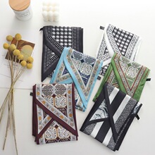 2025年新款长条韩版小方巾女丝巾春夏薄款防晒围脖护颈绑包百搭