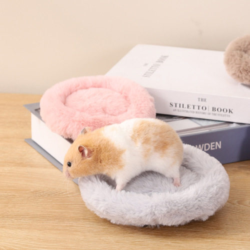 Hamster Nest Pad Winter Round Warm Bedding for Rabbits Chinchillas Hedgehogs and Dormant Cotton Pads for Golden Bears Small Pet Bedding