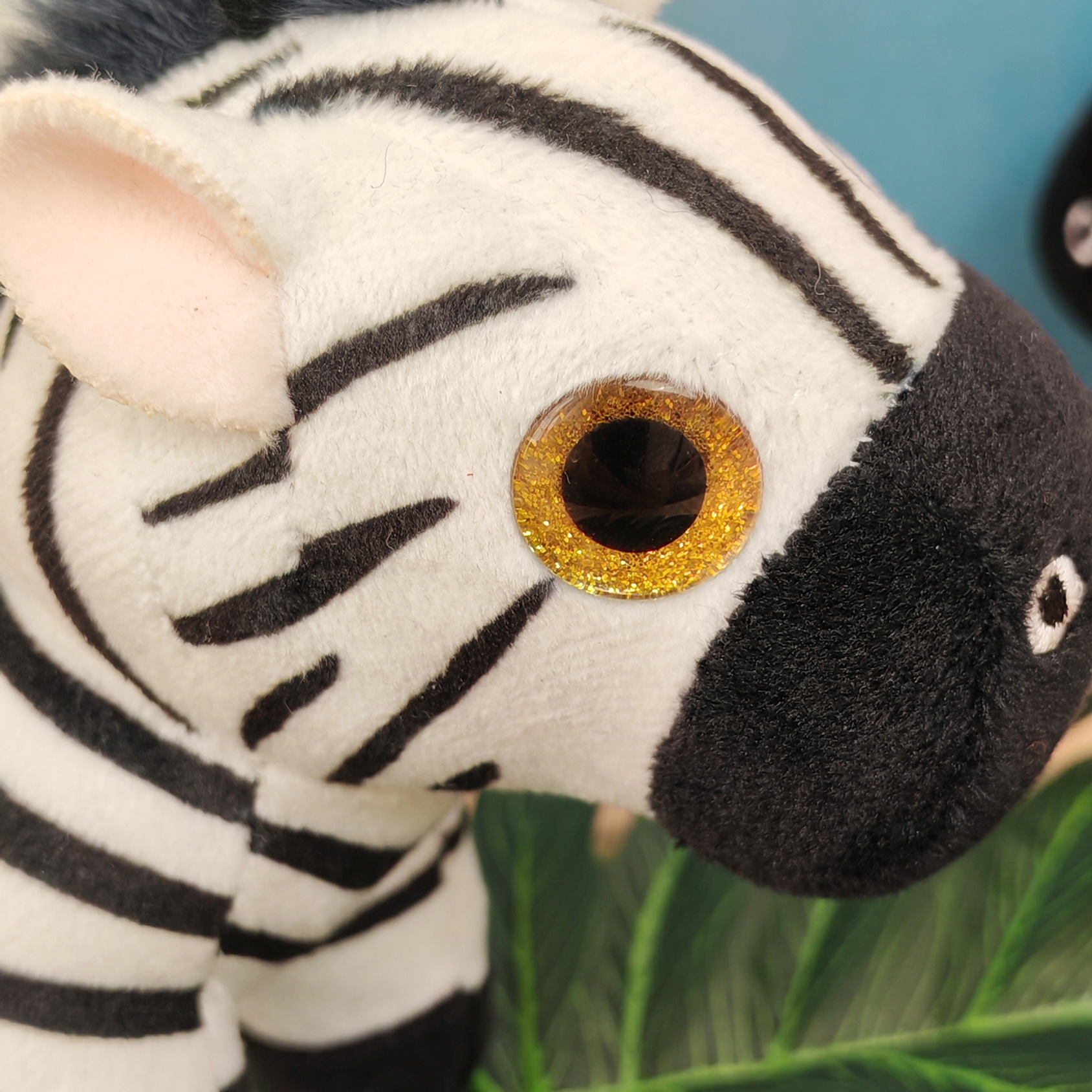 Venta directa de fábrica colgante de muñeca de cebra salvaje cosas feas colgante de felpa muñeca colgante de felpa de animal lote