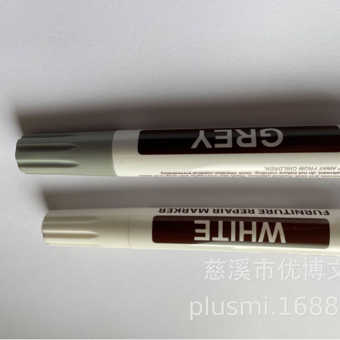 [Promoción de Septiembre en Existencia] Rotulador para Reparación de Pisos, Rotulador para Restauración de Color de Muebles y Puertas de Madera, Crayones, Sacapuntas