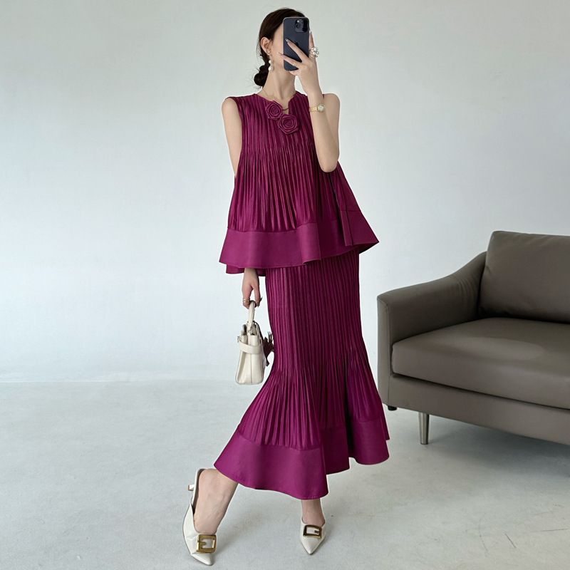 Miyake Korean Style, High-End and Beautiful, Pleated Sleeveless Top, High-Waisted Skirt, Women's Two-Piece Suit