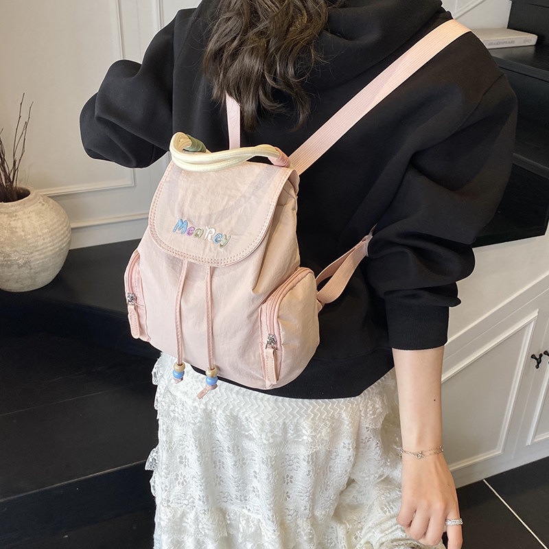 Mochila universal, mochila de clase, mochila de estilo pequeño, estilo coreano de viaje, nueva mujer ocio 2026