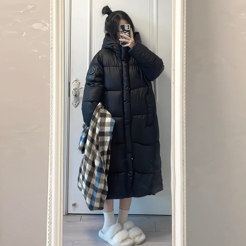 Ropa de algodón para mujeres de rodillas largas 2025 invierno nuevo estilo coreano chaqueta de algodón suelta estudiantes de capa de algodón de pluma gruesa