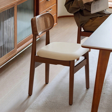 实木餐椅家用餐厅2025新款椅子简约现代靠背餐桌椅凳子中古藤编椅