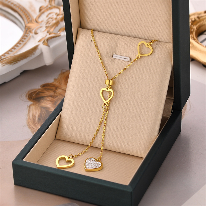 Fashion Heart Shape Titanium Steel Inlay Rhinestones Pendant Necklace 1 Piece