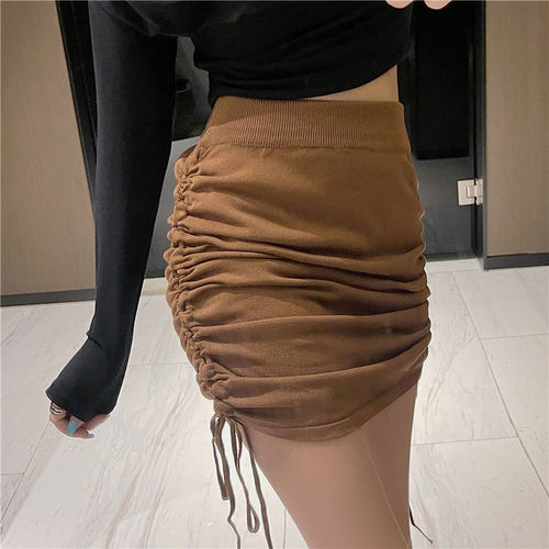 High-waisted drawstring versatile knitted hip-covering skirt 2023 summer new style Internet celebrity slimming short skirt pure lust style skirt