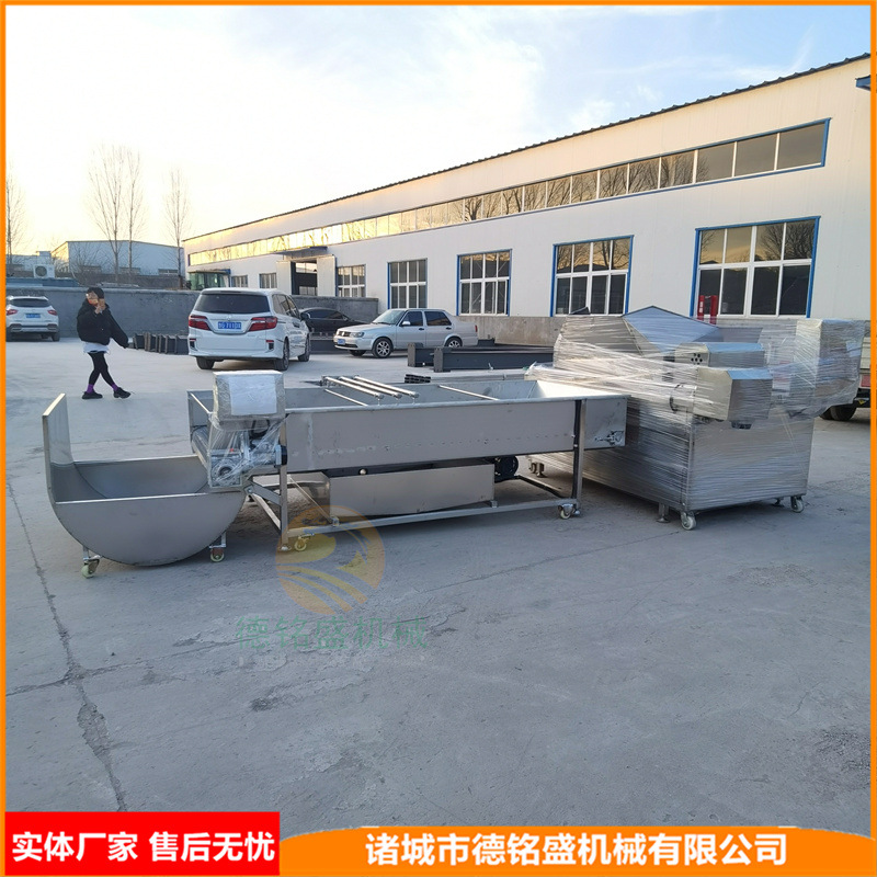 炸后的肉皮浇油线 全自动肉皮生产设备 电加热猪皮全自动油炸锅