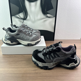 �W��վ�Cе�L��Ƥ�W�����ϵ�ЬŮ2026���¿����m�ٴ����e�\��Ь
