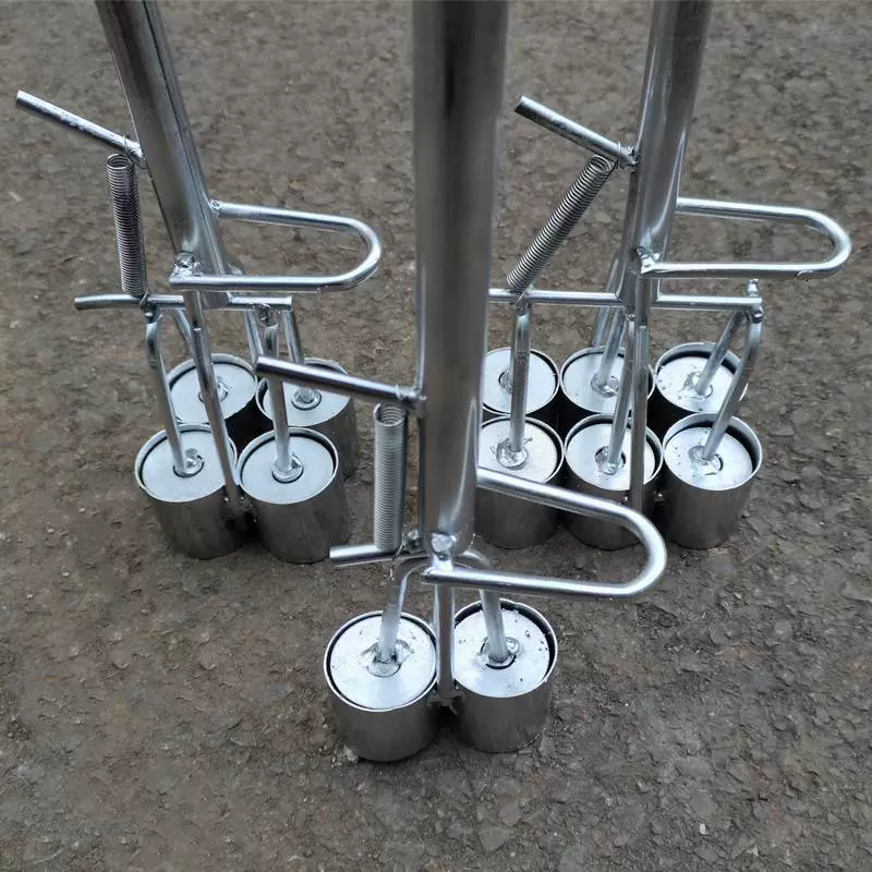 Ленивый Баогу играет в питательную чашу для приготовления чаши для приготовления чаши для семян кукурузы