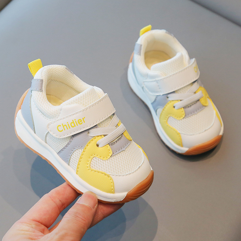 2024 otoño nueva zapatilla de deporte de los niños zapatos para correr estilo coreano niñas zapatos de entrenamiento alemán zapatos de bebé niño