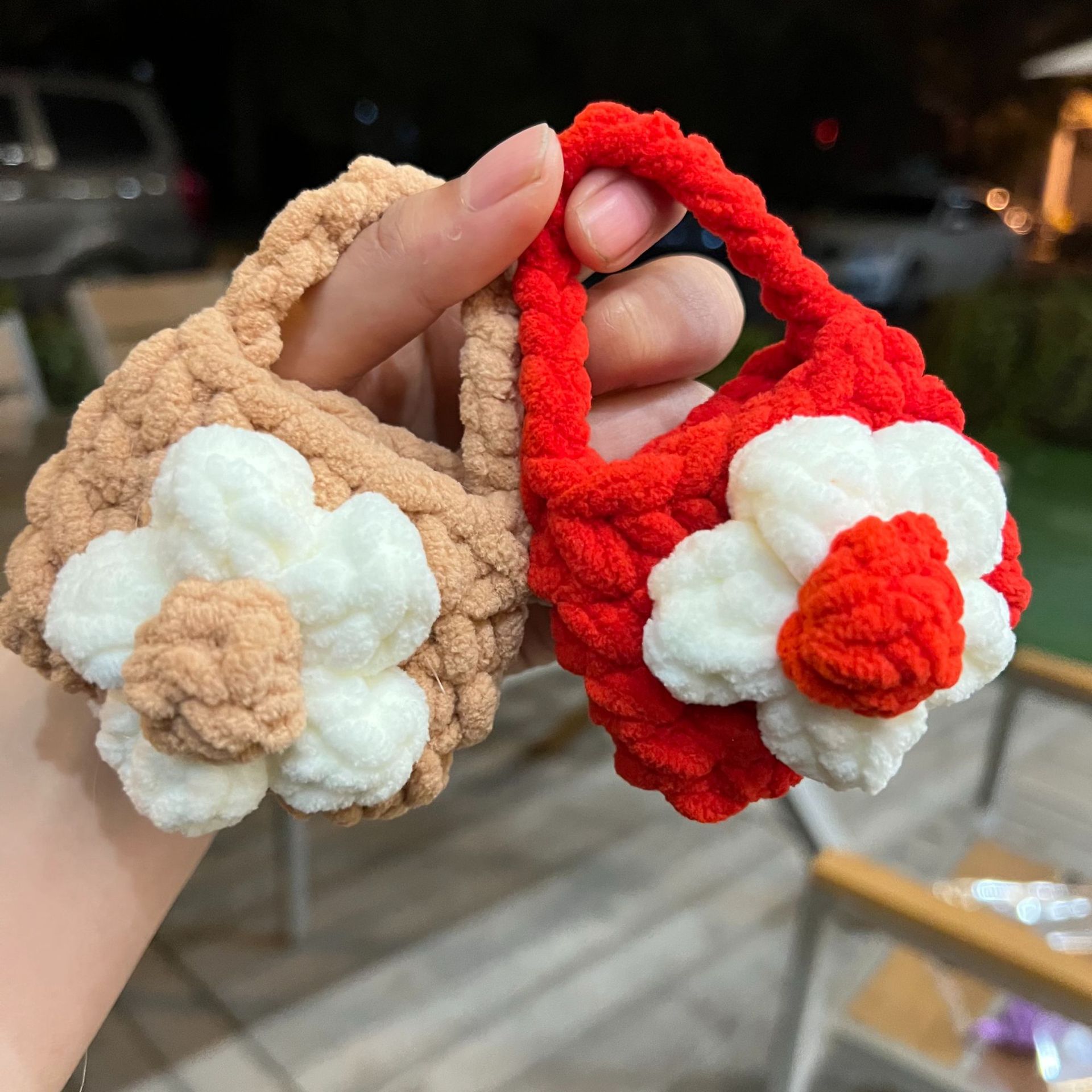 gancho tejido acabado flor joyería bolsas de llaves lana trenzada cubierta de auriculares bolsa de auriculares de almacenamiento Bluetooth