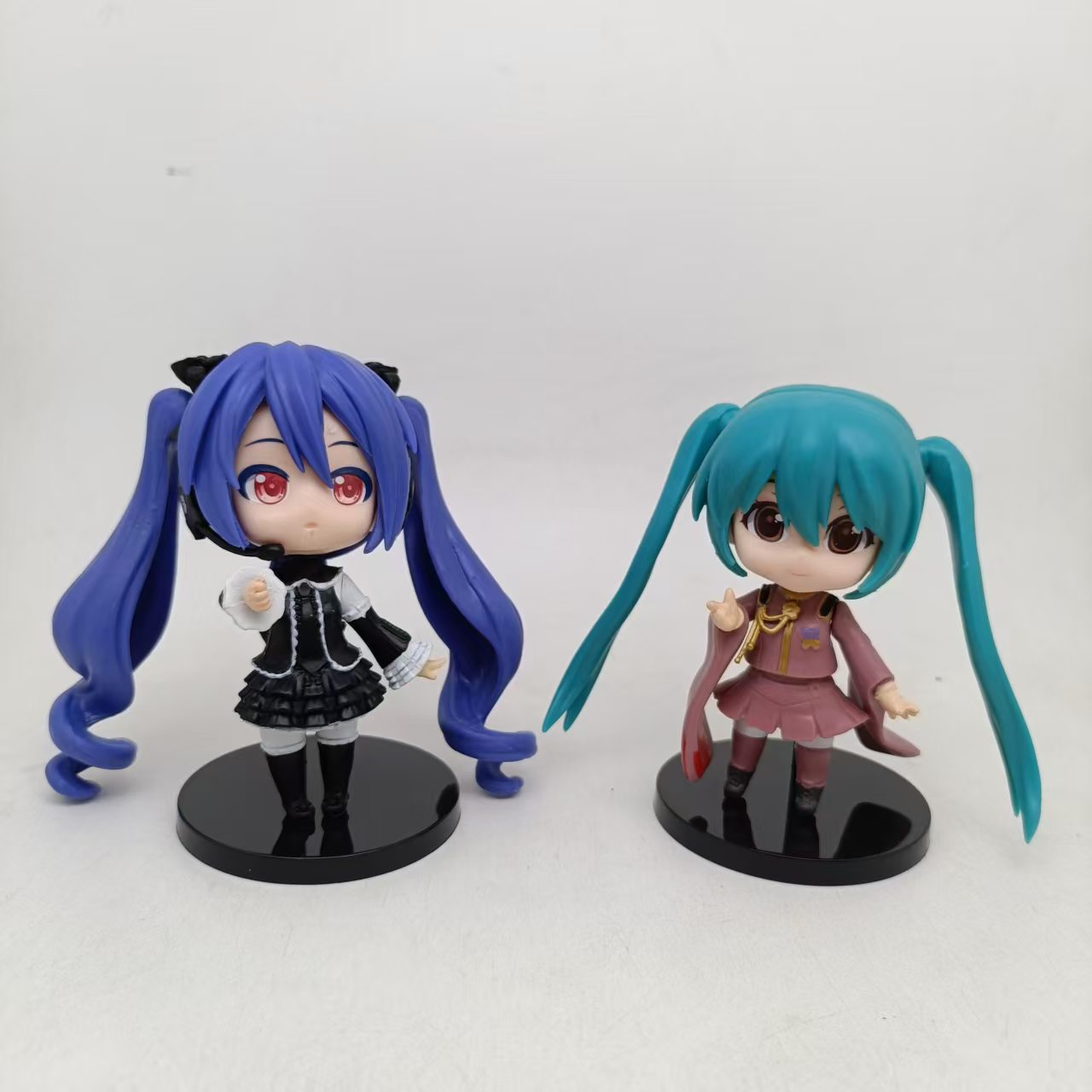 32573548fb0e133e36ce8228e4ab70