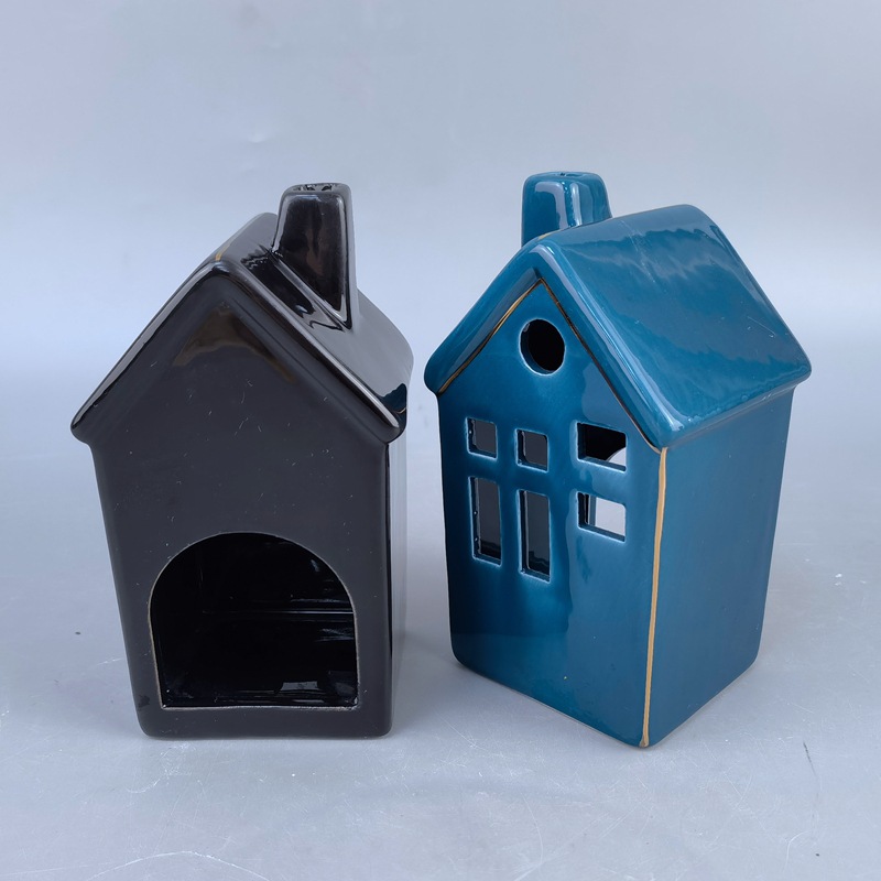 Decoración hueca de la casa de Navidad, cerámica europea, casa de Navidad, decoración de candelabro de luz LED, pintura de esmalte de perlas