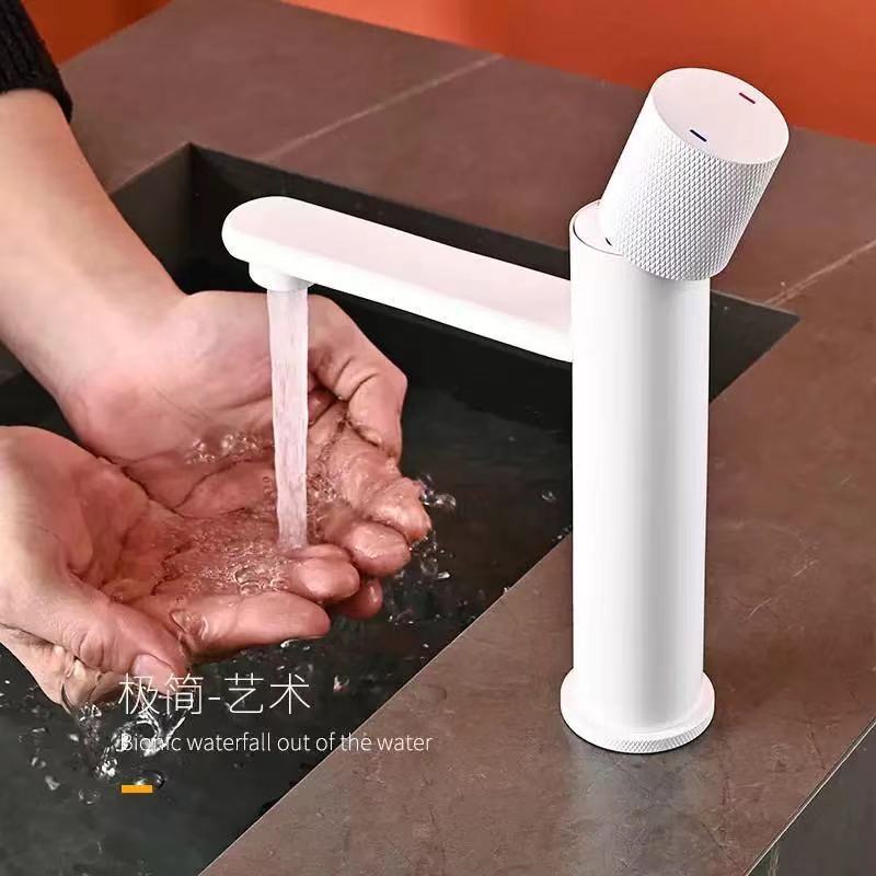 Grifo Mezclador para Lavabo de Cobre con Agua Fría y Caliente para Baño