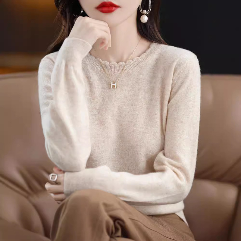 Autumn and Winter 2024 Casual All-match Lace Crewneck Interior Clothes Women's New Arrival Western-style Sweater Long-sleeved Sweater Loose