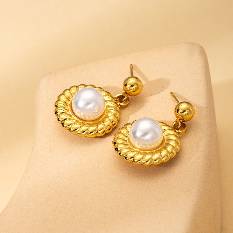 전화선 진주 귀걸이