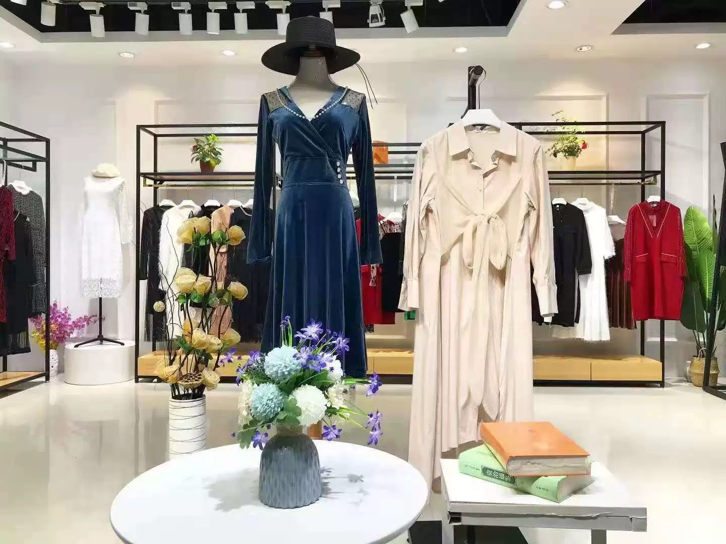 Ли Сяо 2022 сестра весна и осень новая мода сладкий стиль платья в прямом эфире