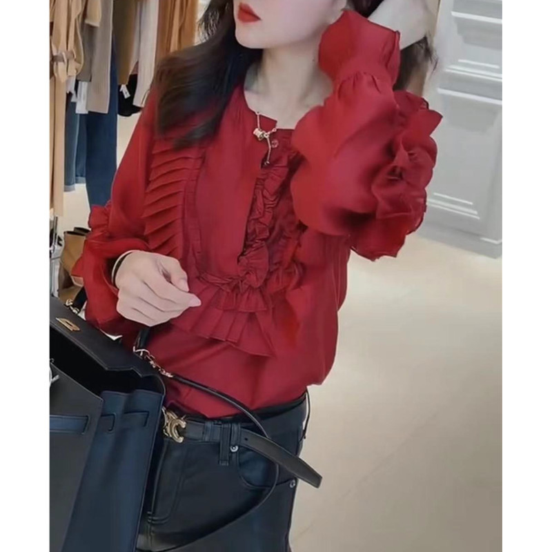 9857 Daai Mei Yiyuan 2025 Autumn New Round Neck Pleated Ruffle Long Sleeve Women's Shirt Red Blouse_ecoleips.com