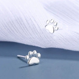 耳钉;项链;手链