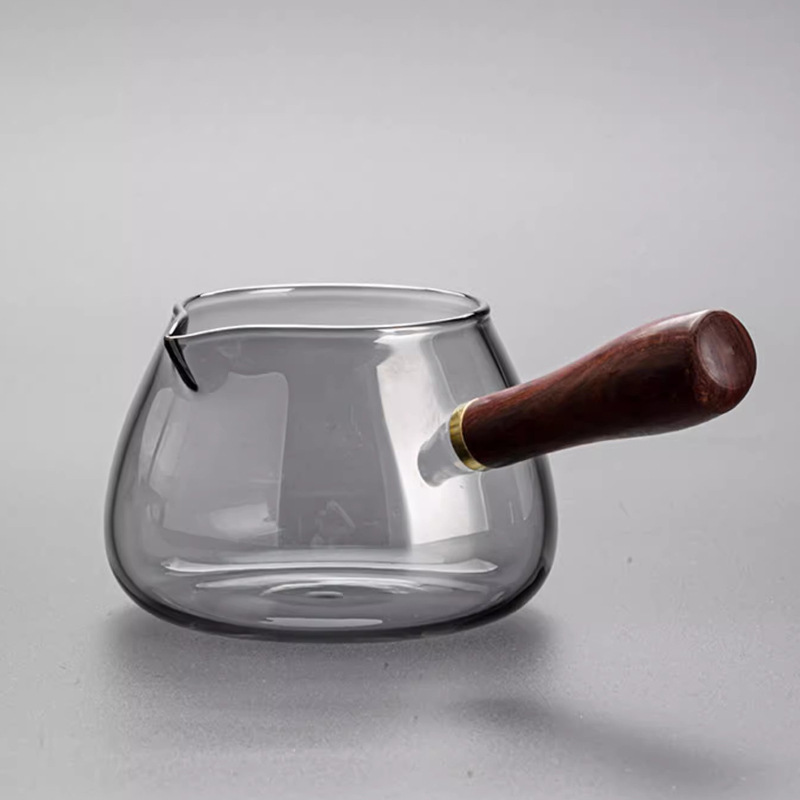 Ash Gray Wooden Handle Fair Trade Cup with Side Handle, High-Temperature Resistant, Thickened Borosilicate Glass Fair Trade Cup for Home Use