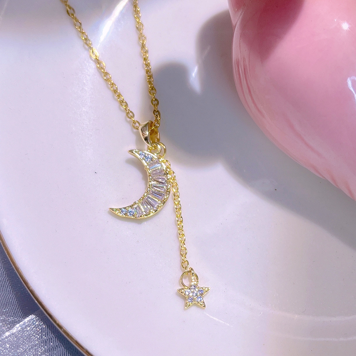 Zircon Inlay Material Necklace Classification Elegant Star Moon Titanium Steel Plating Inlay Zircon 18k Gold Plated Necklace