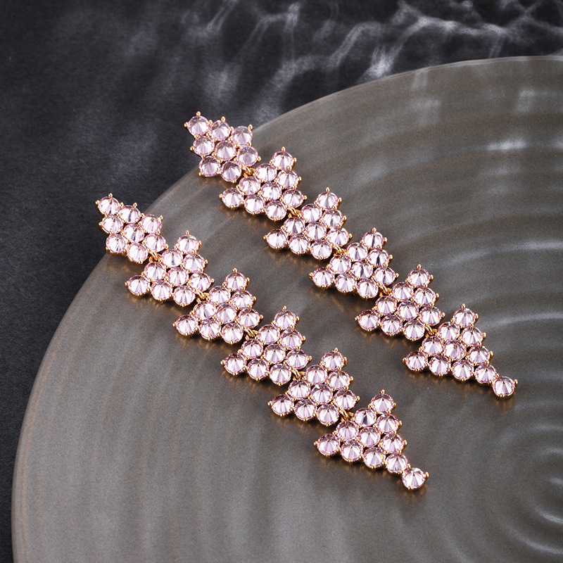 Joyas Xuping árbol de Navidad pernos largos con diamantes rosa personalidad de lujo pendientes de vestido de banquete joyas de orejas