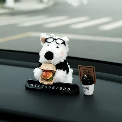Decoration Accessory, Nömrəli dayanma kartı - black-glasses-black-sweater-holding-burger-west-highland-v-shaped-plate-coffee